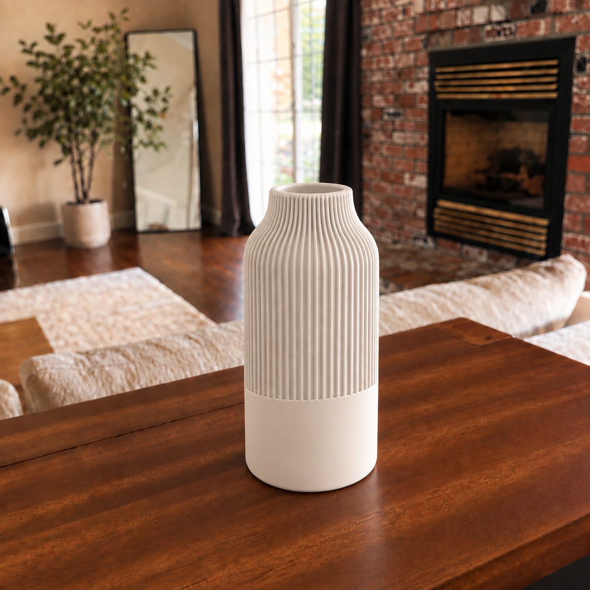 Nola Vase