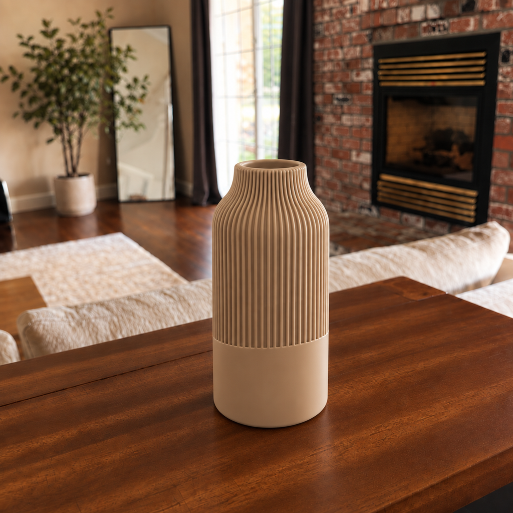 Nola Vase